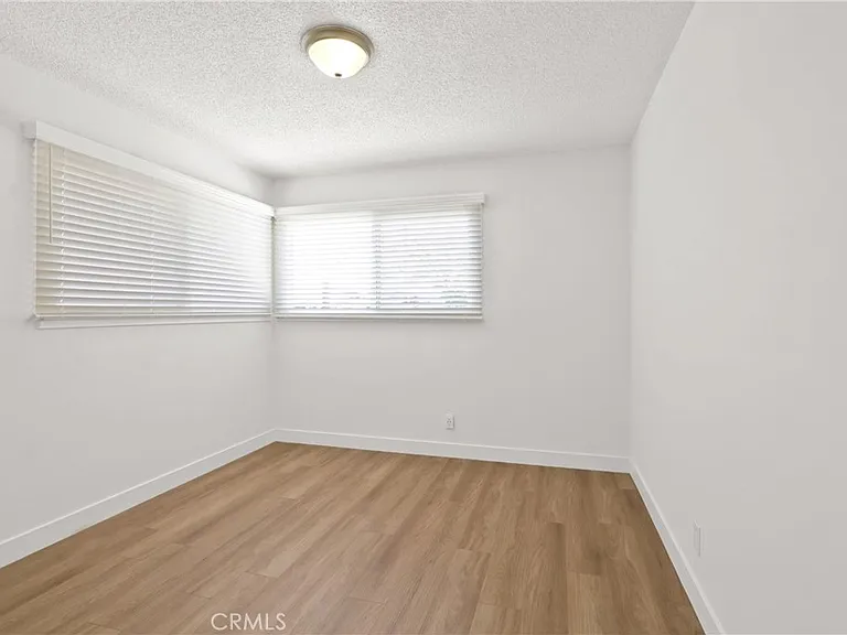 2113 W 180th Pl — Photo 16