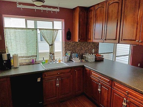 4th image of 1000 S Monaco Pkwy #71