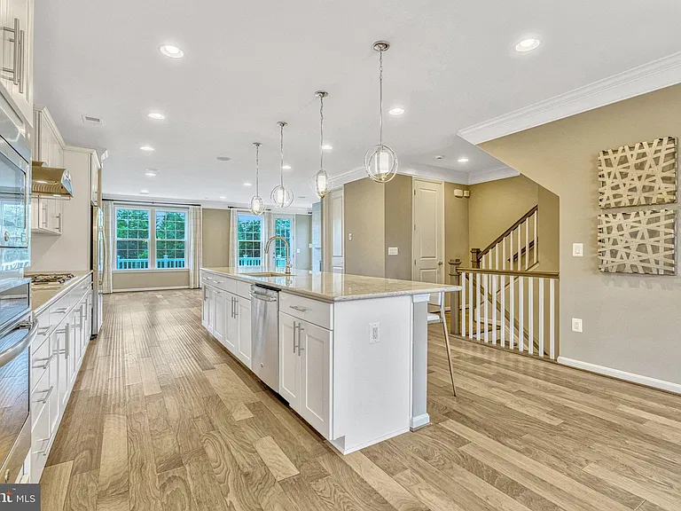 21491 Willow Breeze Sq — Photo 6