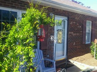 167 24th St NW, Hickory, NC 28601