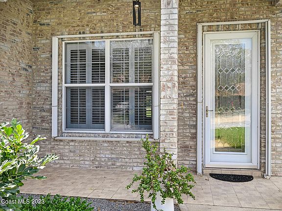 5th image of 3604 Muirfield Dr
