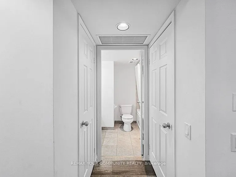 30 Harrison Garden Blvd #911 — Photo 13
