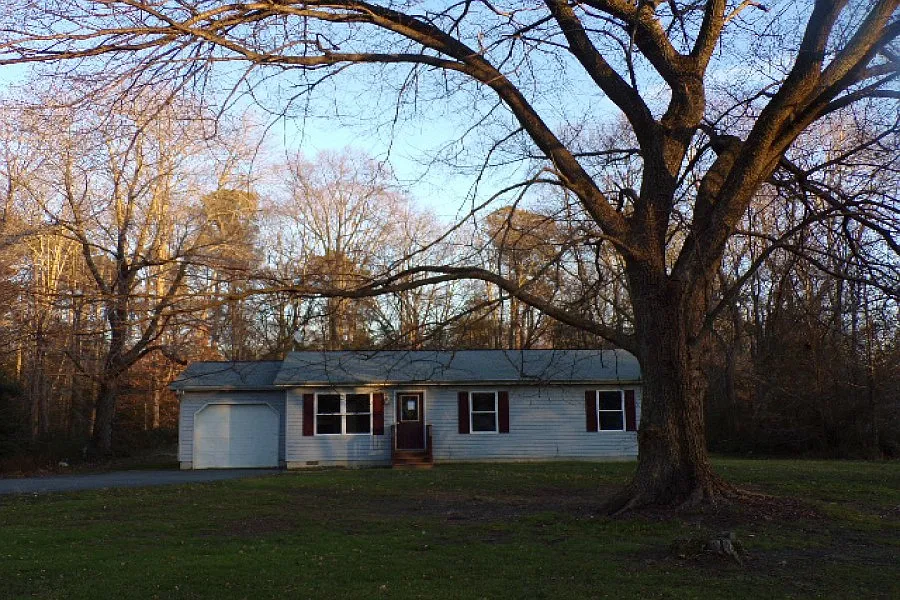 1739 Batts Neck Rd photo 1
