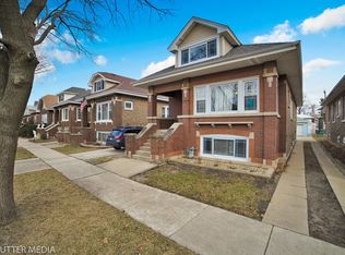2427 Gunderson Ave, Berwyn, IL 60402