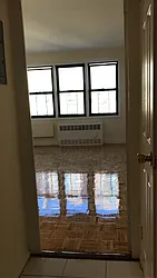 Rented by Roberto Guilbet, LREB