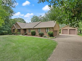 5011 Klondike Dr, Floyds Knobs, IN 47119