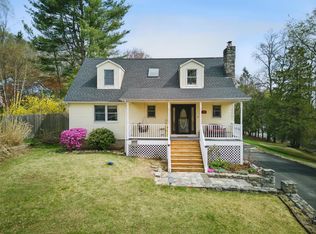 26 Ticonderoga Rd, Carmel, NY 10512