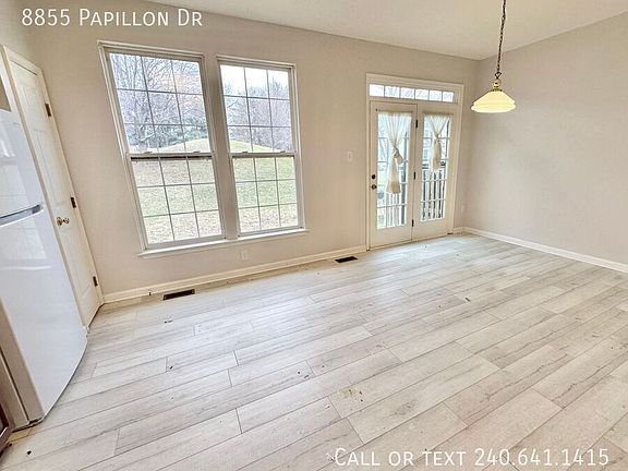 3rd image of 8855 Papillon Dr