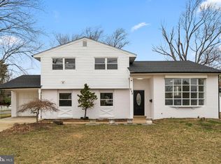 998 Kingston Dr, Cherry Hill, NJ 08034