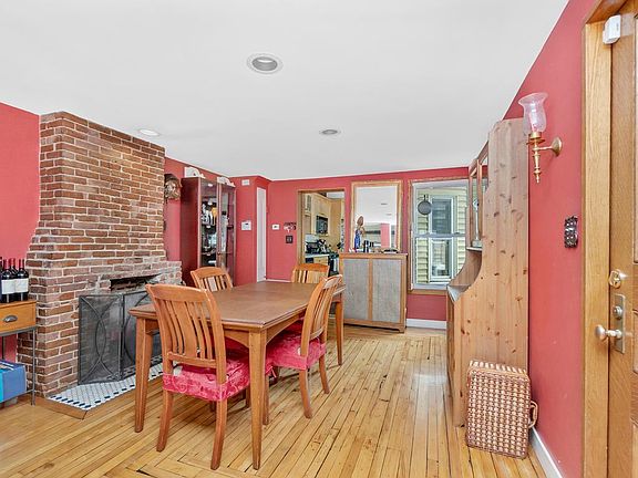 5th image of 50 Green St #2