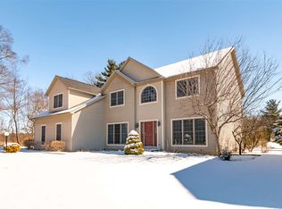 52488 Pickwick Pointe Ln, Granger, IN 46530