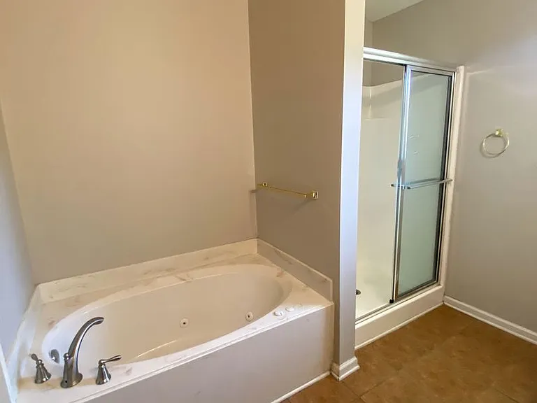 749 Lakemont Dr — Photo 14