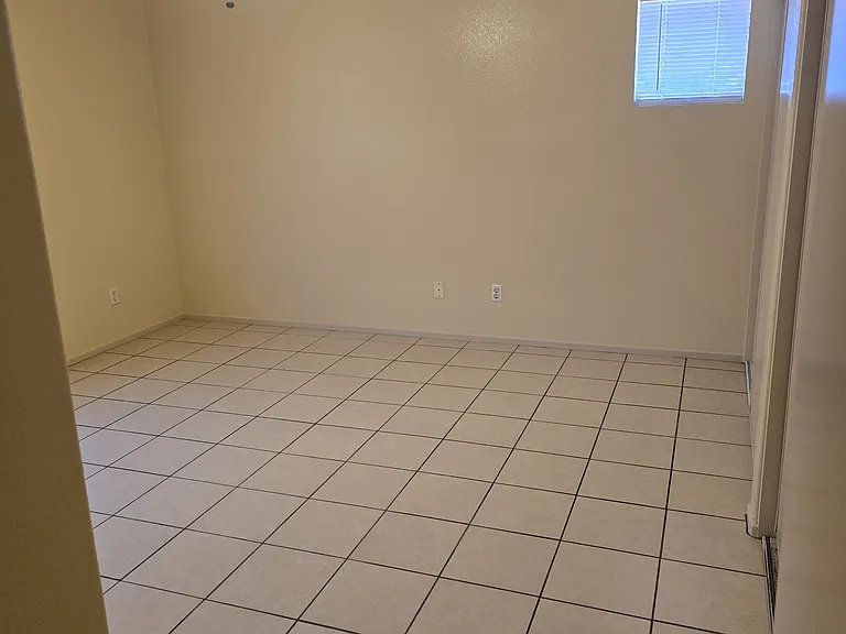 13987 El Cajon Dr — Photo 15