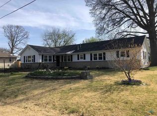 912 S 6th St, Clinton, MO 64735