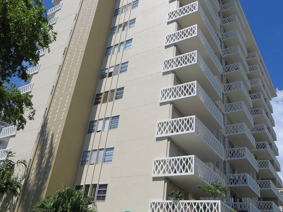 1st image of 1430 Brickell Bay Dr Ph 6