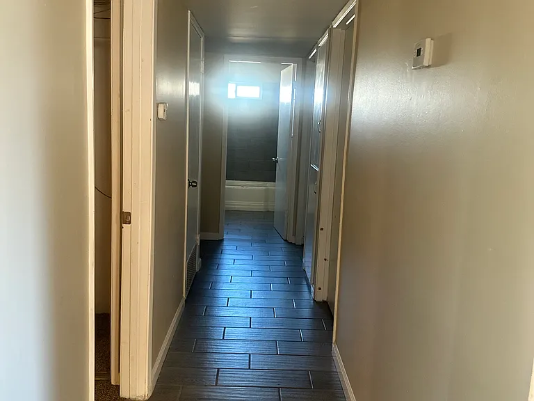 1000 Devore Ave — Photo 17