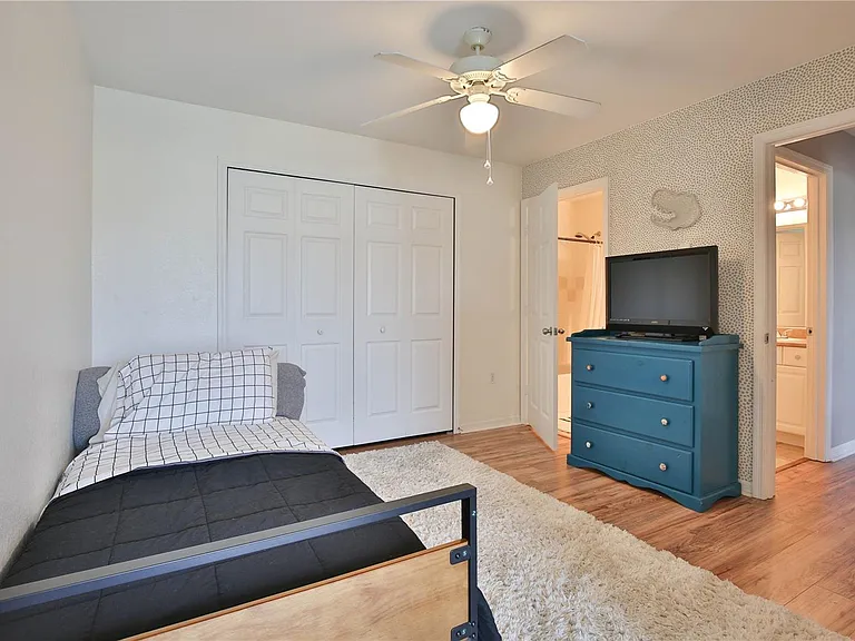 5570 Rosehill Rd #204 — Photo 7