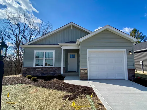 751 Kinsey St, Valparaiso, IN 46385