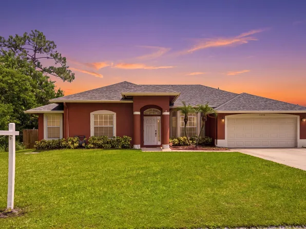 1526 SW MULLINAX Avenue, Port St Lucie, FL 34953