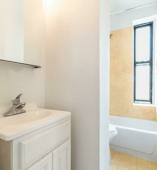 1st image of 248 E 71st St APT 4S
