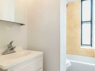 248 E 71st St APT 4S, New York, NY 10021