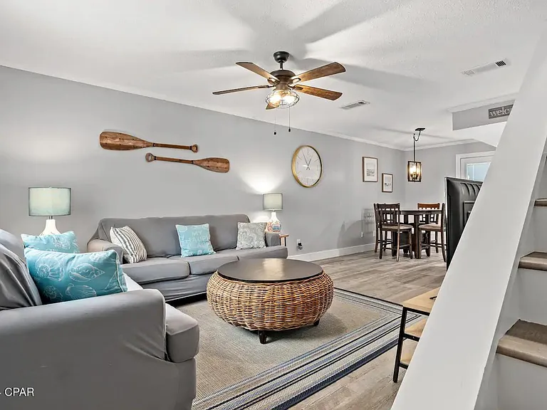 7904 Surf Dr #19 — Photo 2