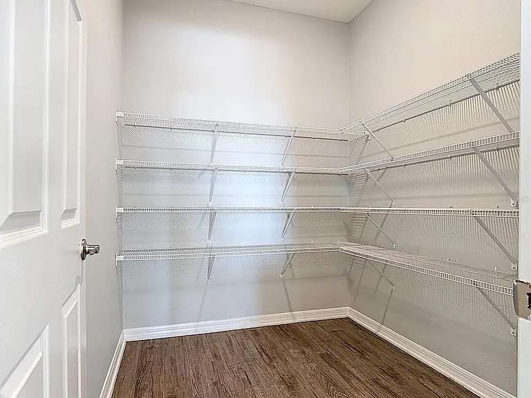 840 Sydney St — Photo 36