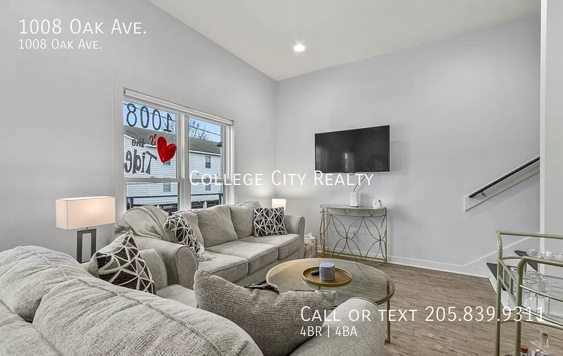 1008 Oak Ave — Photo 3