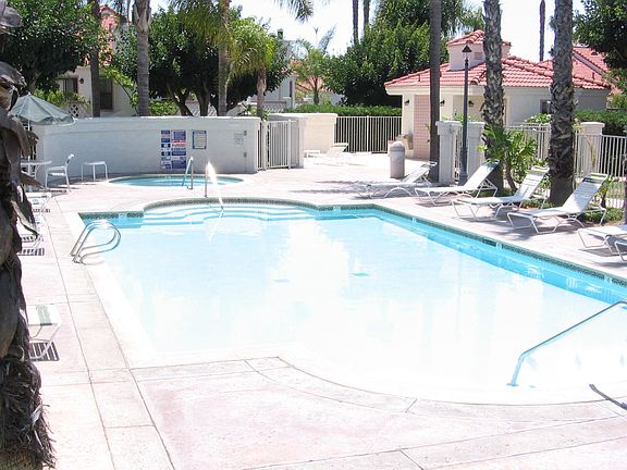 Community pool, spa and restrooms
