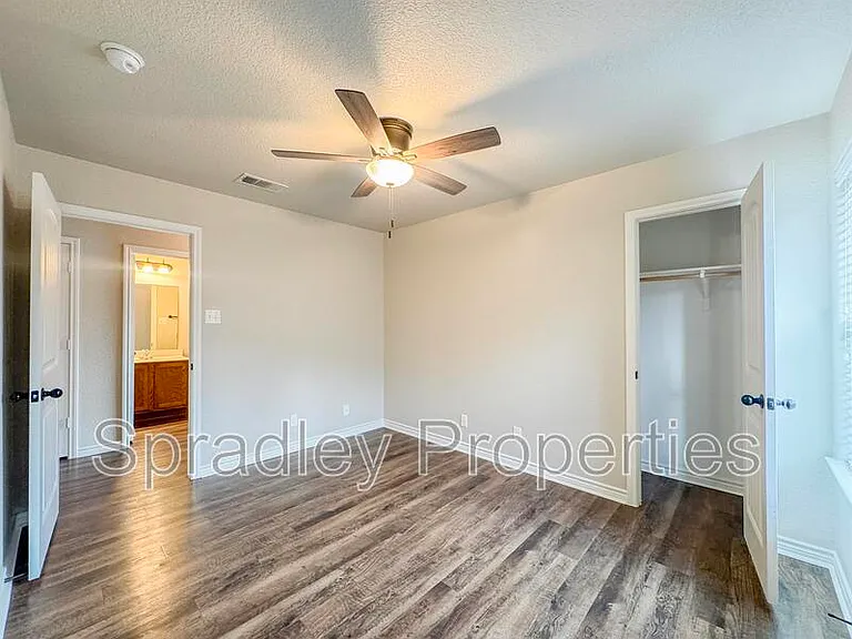 505B Kacie Dr — Photo 8