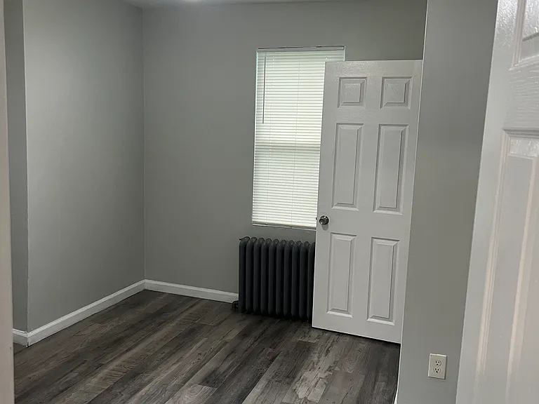 145 E Pleasant St — Photo 10