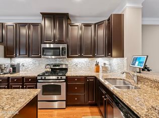 38 Phillip E Frank Way #38, Cliffwood, NJ 07721