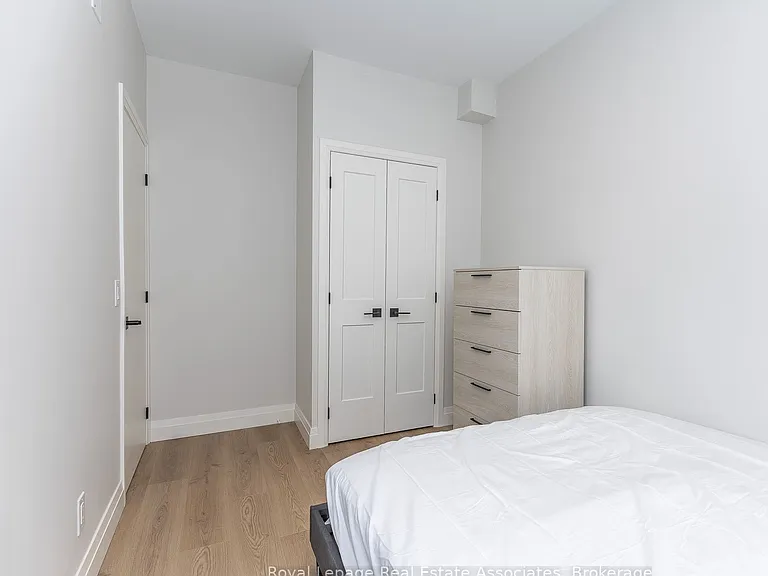1000 Bathurst St #302 — Photo 14