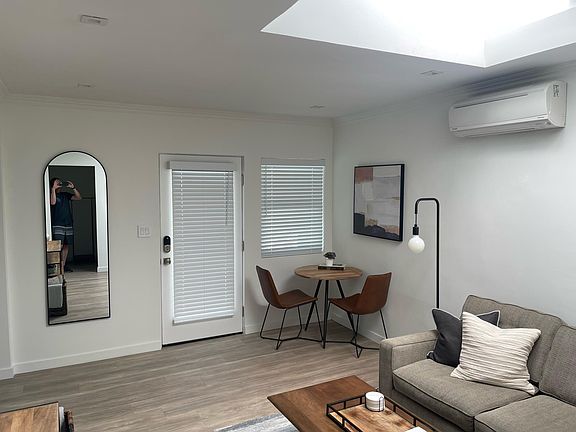 2nd image of 2207 Virginia Ave #1/2