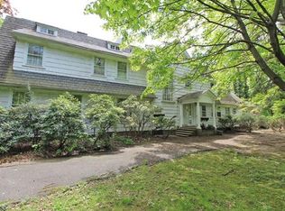 346 New Dover Rd, Colonia, NJ 07067