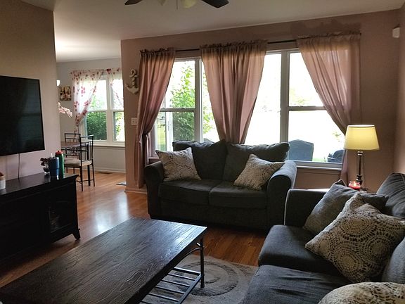 4th image of 1007 Lincolnshire Ct APT B