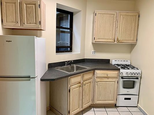 1st image of 462 E 115th St #2B