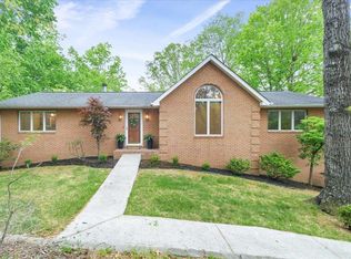 5751 Cox Hopkins Rd, Roanoke, VA 24014