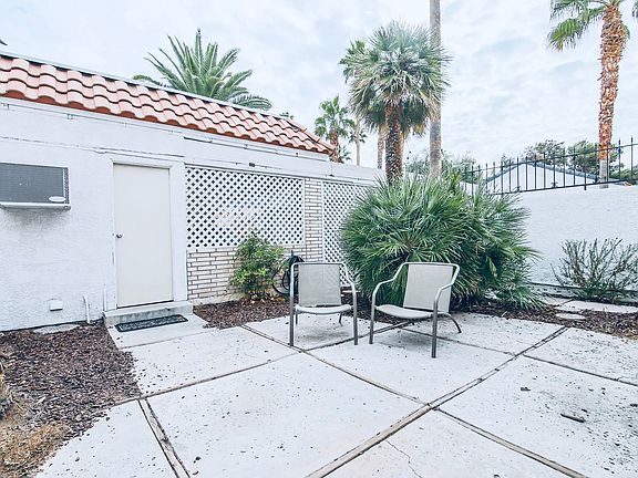 4th image of 3023 Bel Air Dr