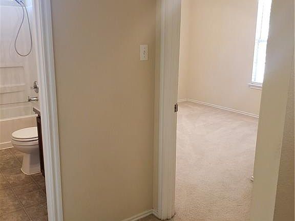 3rd image of 109 Carol Ave