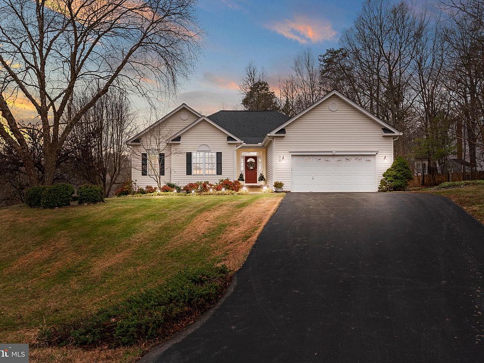1st image of 11702 Exeter Ct