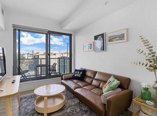 123 W 4th St NE #314, Calgary, AB T2E3R8