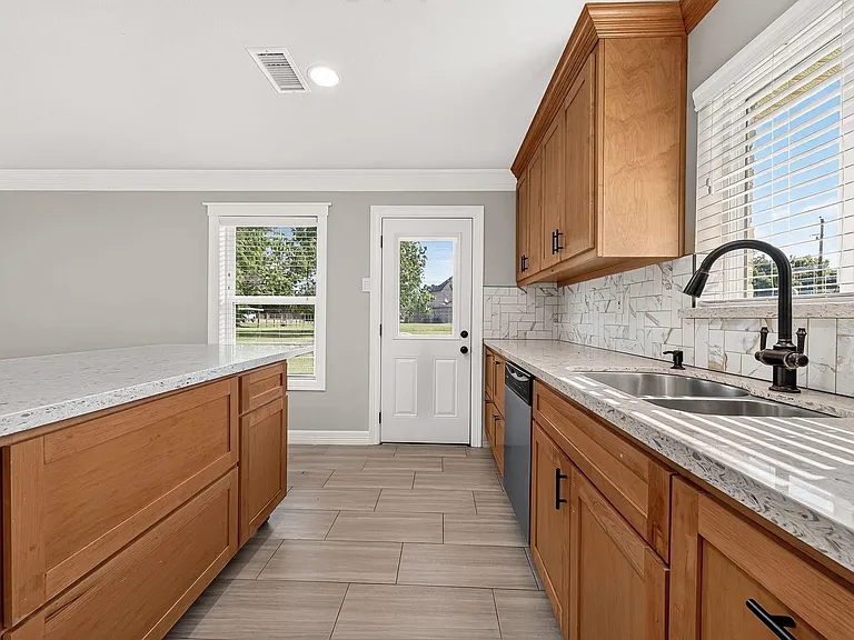13310 Boudreaux Estates Dr — Photo 19