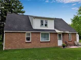 6054 Southwestern Blvd, Hamburg, NY 14075