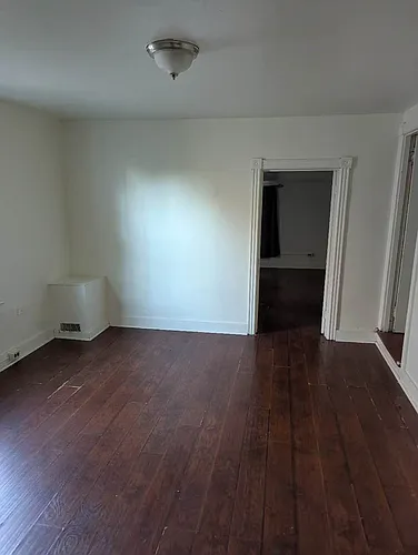 1174 Railroad St Photo 1