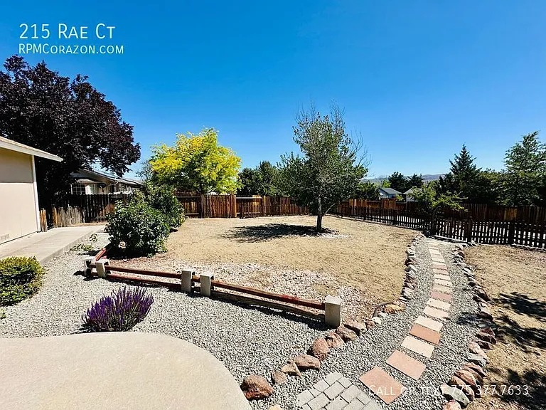 215 Rae Ct — Photo 30