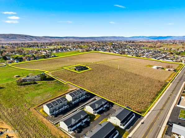 6806 W Washington Ave, Yakima, WA 98903