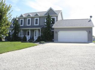 1325 N Lake Pleasant Rd, Hillsdale, MI 49242