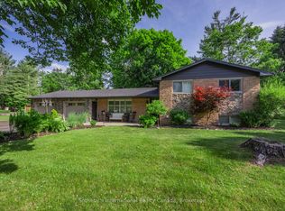 4 Peacher St, Springwater, ON L9X0W6