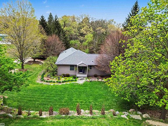 3rd image of 8978 Hidden Lake Dr